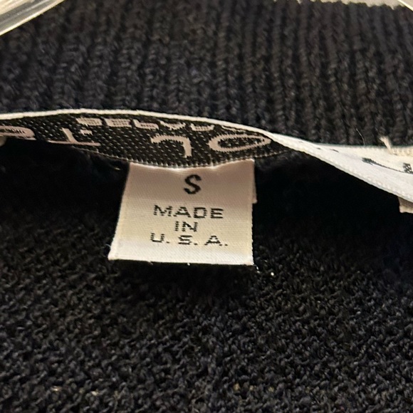 St John black v-neck sweater with gold and black sequin trim, size S. - Picture 3 of 6